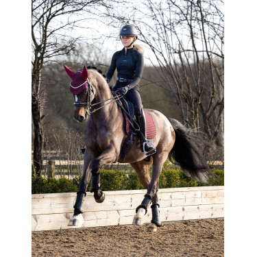 Tapis LeMieux dressage softshell antidérapant Tapis LeMieux dressage softshell antidérapant