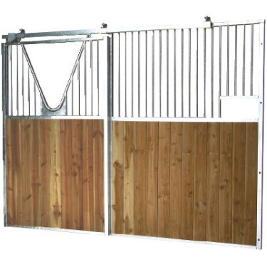 Façade standard de box barreaudée / bois La Gée Façade standard de box barreaudée / bois La Gée