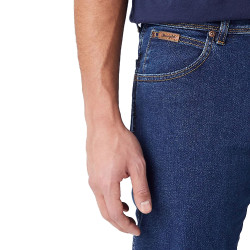 Jean homme Wrangler Texas stretch foncé